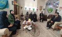 دیدار مدیر شبکه بهداشت و درمان شهرستان فردیس با خانواده های شهدای دفاع مقدس